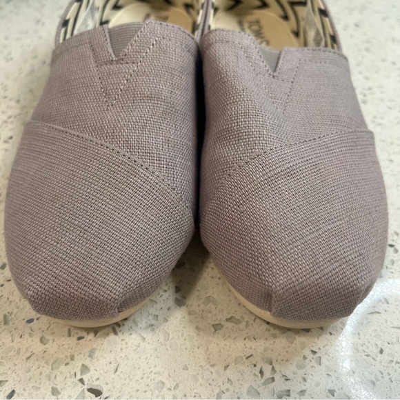 Like new TOMS Heritage Canvas Alpargata Slip-On Purple Flats Shoes Chevron Sz 7 - Picture 7 of 9